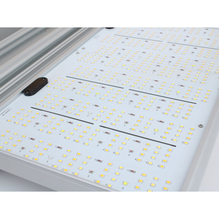 Sistema LED Aura 640W - Iluminación Horticultural SOLUX